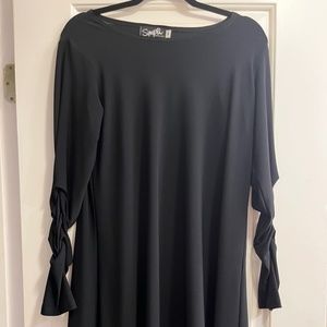 Sympli signature tunic